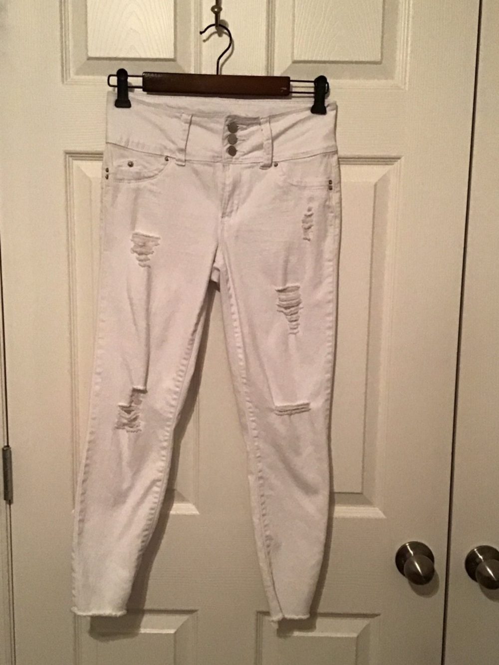 White Distressed Women's High-Rise Jeans